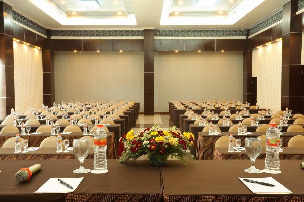 Pandanaran Hotel Semarang Dış mekan fotoğraf
