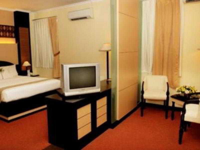 Pandanaran Hotel Semarang Dış mekan fotoğraf