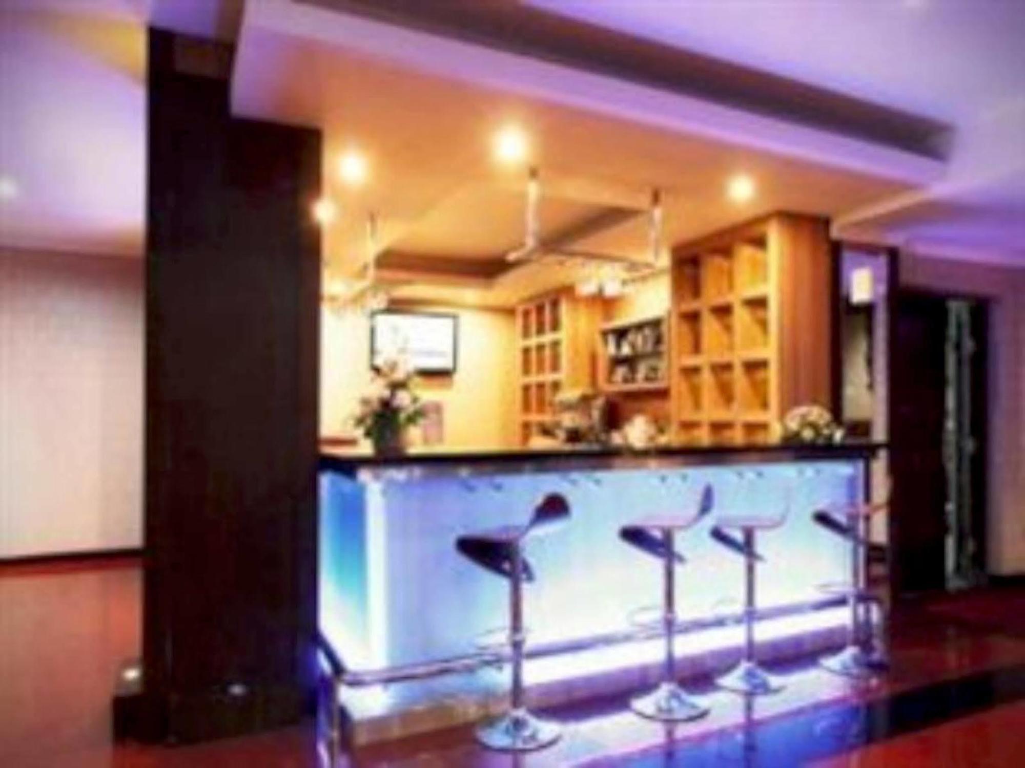 Pandanaran Hotel Semarang Dış mekan fotoğraf