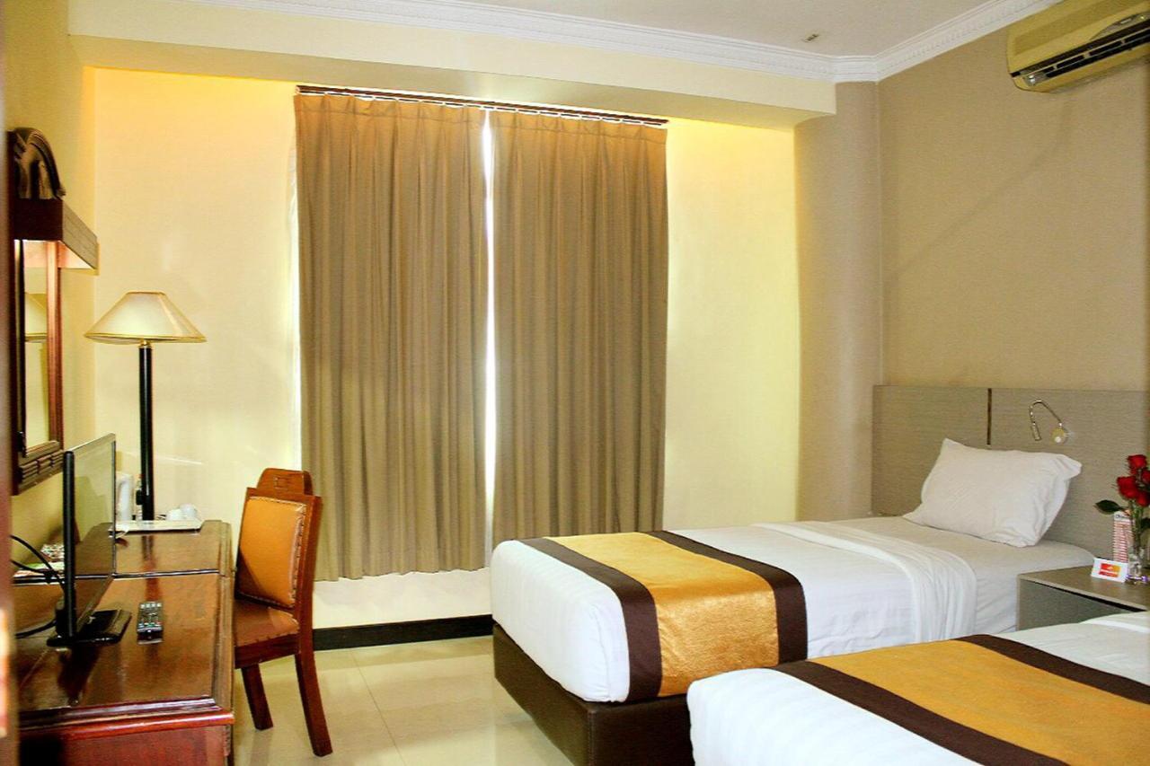 Pandanaran Hotel Semarang Dış mekan fotoğraf